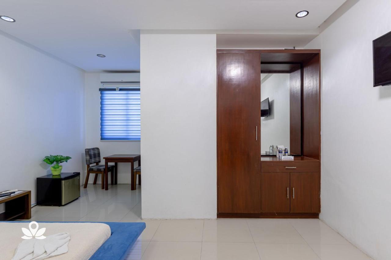 เซน รูม โรซาริโอ รีสอร์ต บาตังกัส Hotel Batangas ภายนอก รูปภาพ